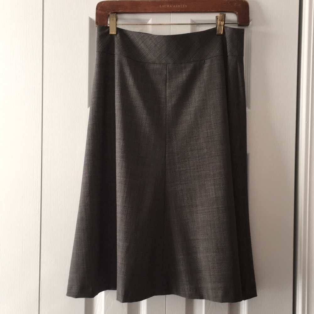 Banana Republic A-line business skirt